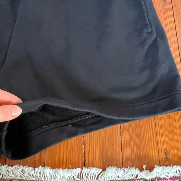 Wilfred free terry fleece shorts black - Picture 3 of 7